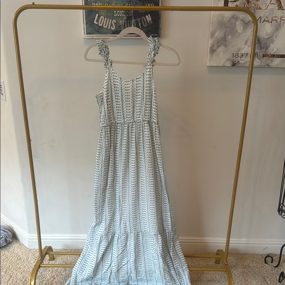 Flowy Blue Patterned Maxi Dress
